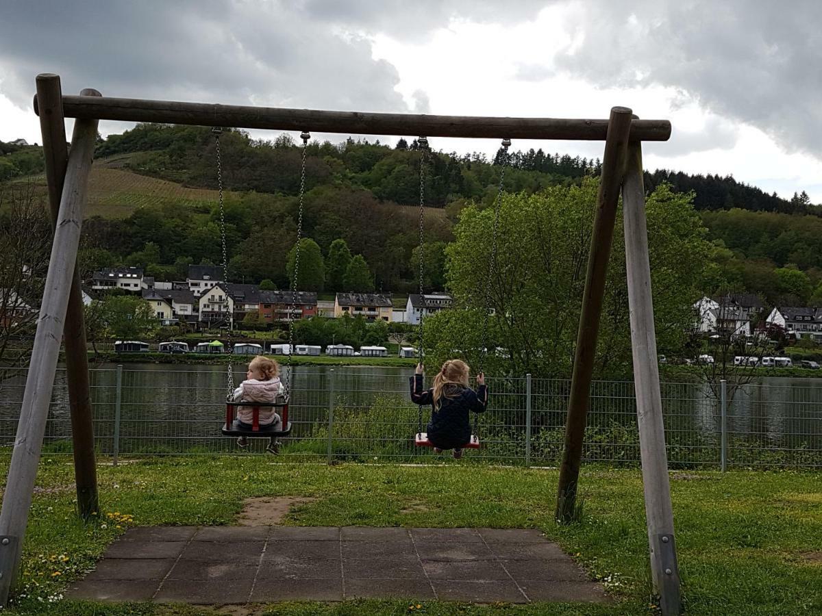 Haus Anna Villa Zell an der Mosel Bagian luar foto